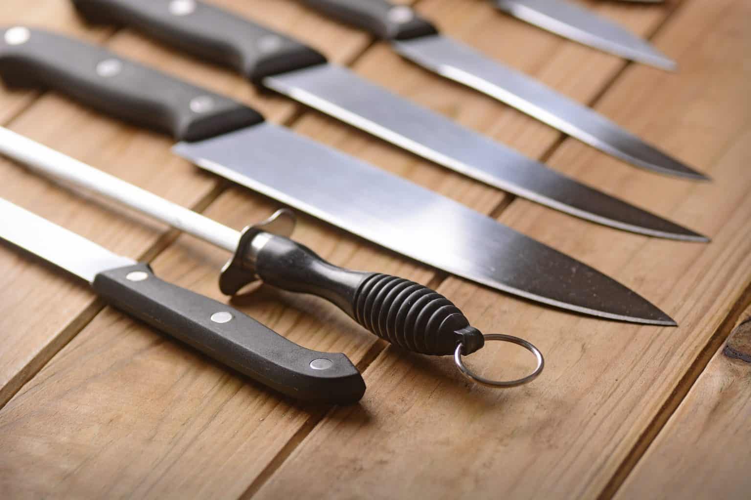 14 Best Knife Sets Under 100 [ 2022 Reviews ]