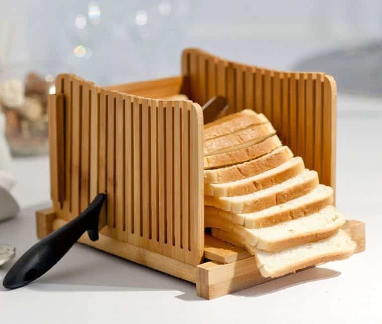 The 13 Best Bread Slicers [ 2022 Reviews ]