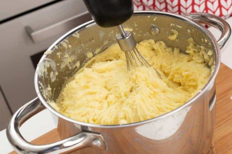 The 7 Best Hand Mixers for Mashed Potatoes [ 2022 Reviews ]